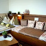 Sophie's 3*