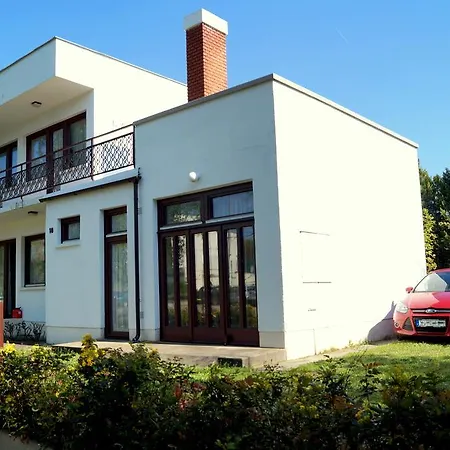 Sophie's Guest house 3*